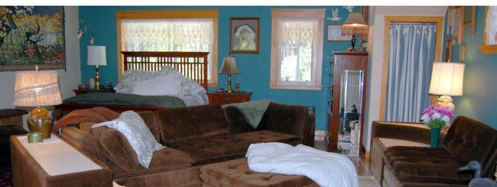 River House Bed And Breakfast Nine Mile Falls Exterior foto